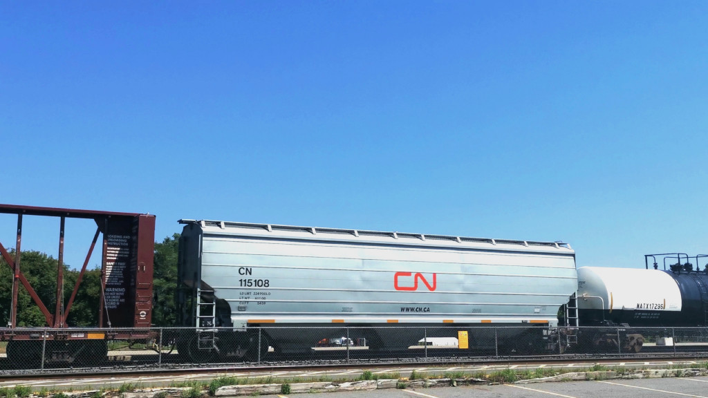 CN 115108